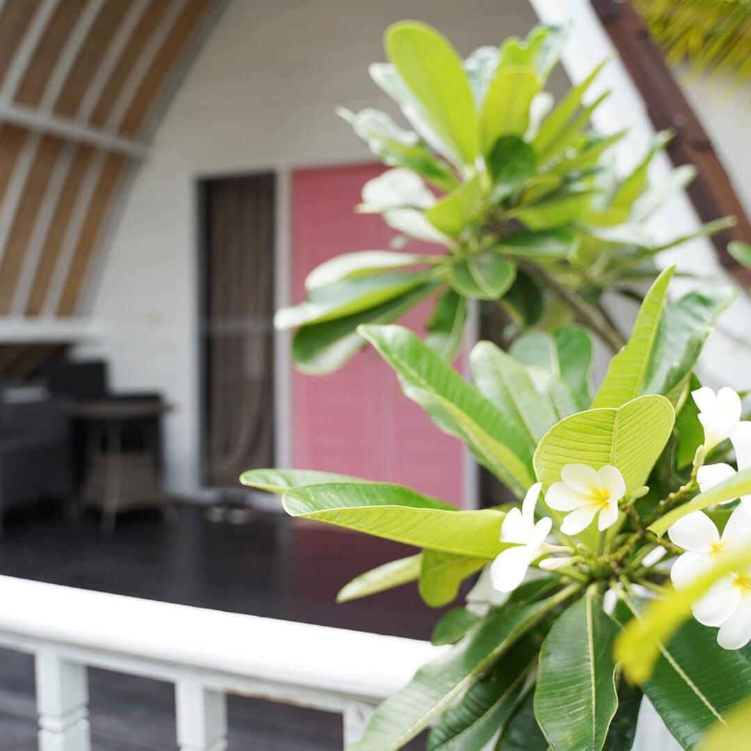 Gili Lumbung Bungalow Gili Air Exterior photo